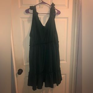3x Dark emarld green summer dress shoulder w/ ties  full skirts/ ruffled bottom